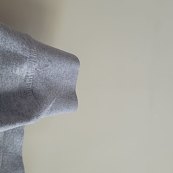 The North Face Hoodie Sweatshirt Kangaroo pockets Front Logo Size M - Picture 7 of 12